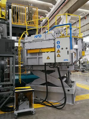 700KG 0.20MPa 알루미늄 용해를 위한 전기 투약 알루미늄 지주로