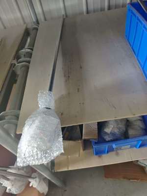 산업용 그래피트 샤프트 강도 40-60 HRC 및 압력 저항성 최대 100MPa